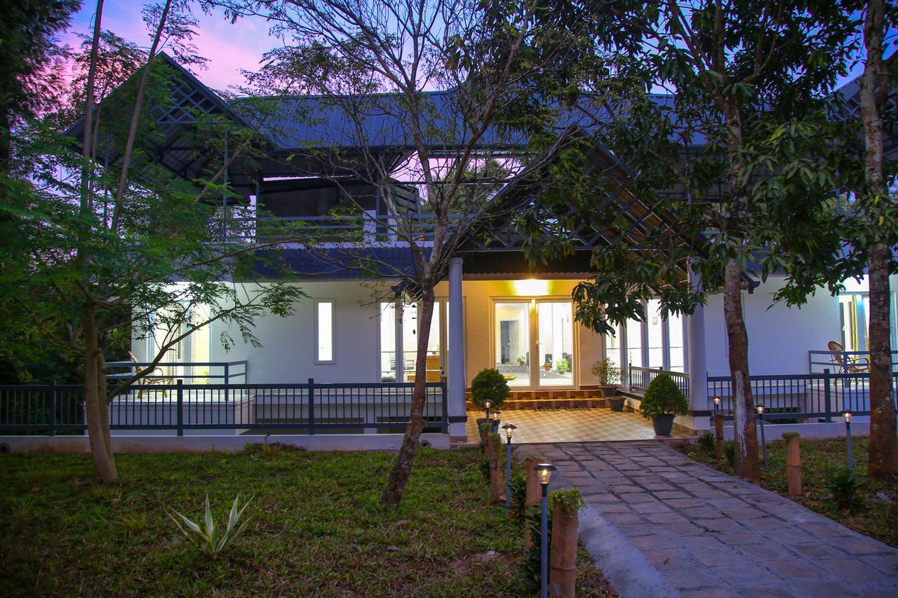 Bamboo Creak Hotel Thekkady Exterior photo